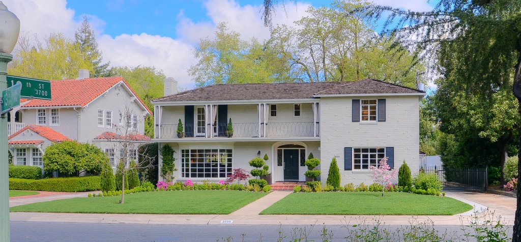 The Timeless Allure of Real Estate: A Guide to Smart&nbsp;Investing